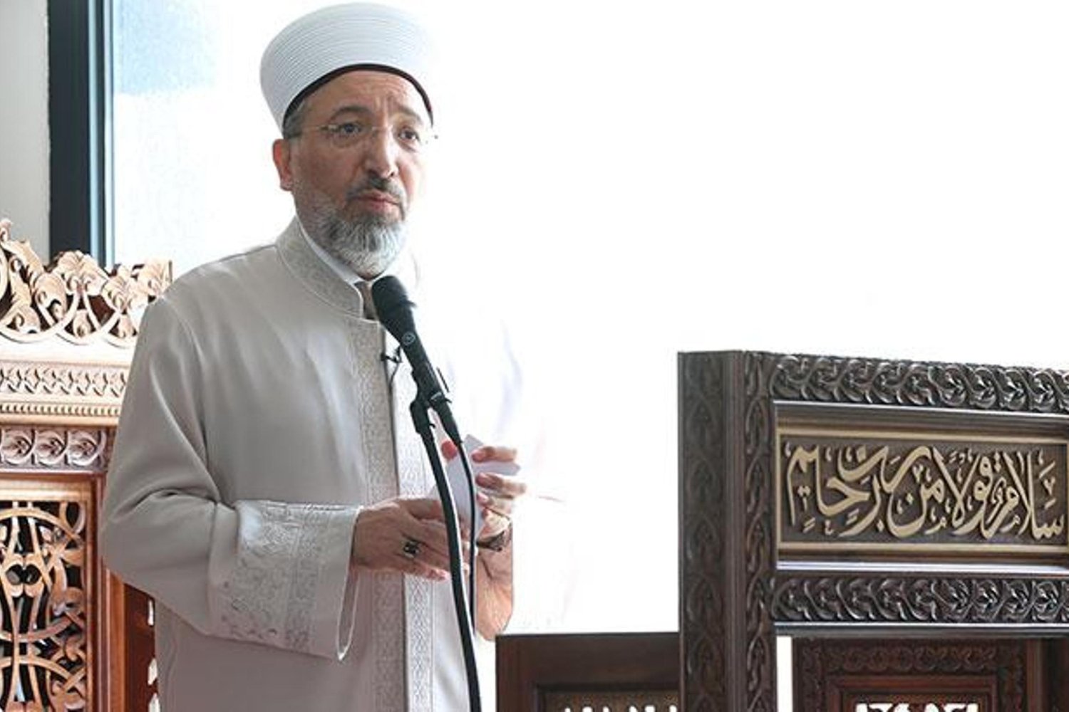 Fransa'da Valenton Yunus Emre Camisi Açıldı: İman ve Ahlakın Yansıması