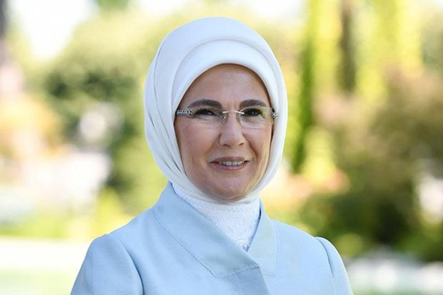 1 Mayıs Emek ve Dayanışma Günü'nü Emine Erdoğan Kutladı