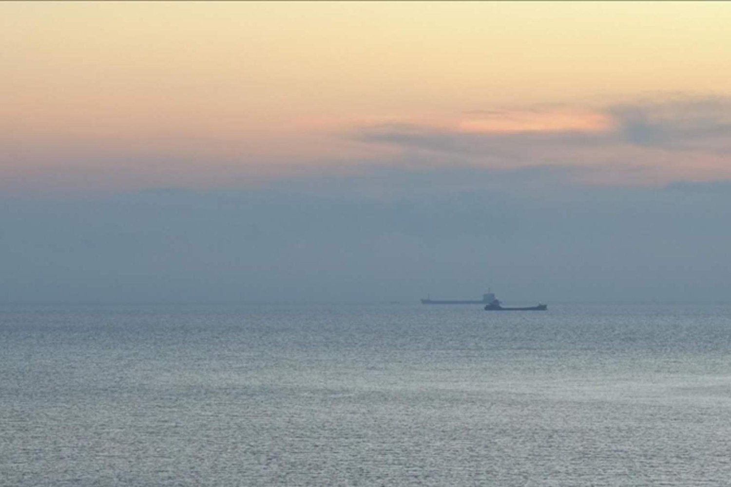 Güney Çin Denizi Gerginliği: Hollanda Deniz Kuvvetleri Çin'in Egemenlik İhlalini Sık sık Uyardı