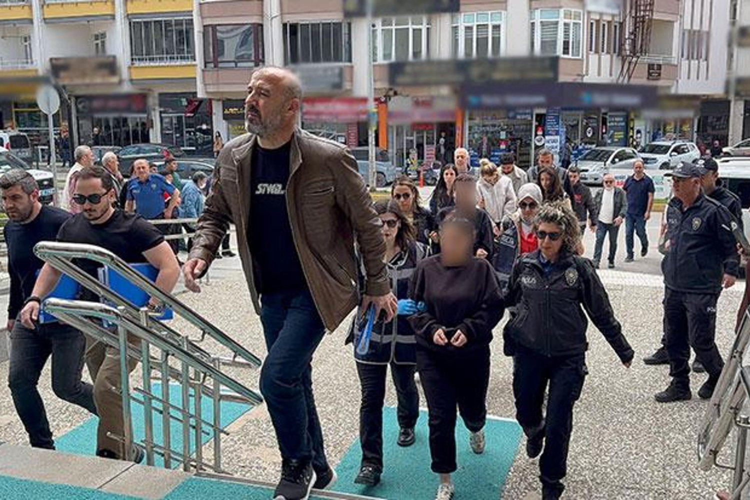 Çorum'da Mobil Bankacılık Hırsızlığıyla 425 Bin Lira Dolandırıcılık Operasyonu