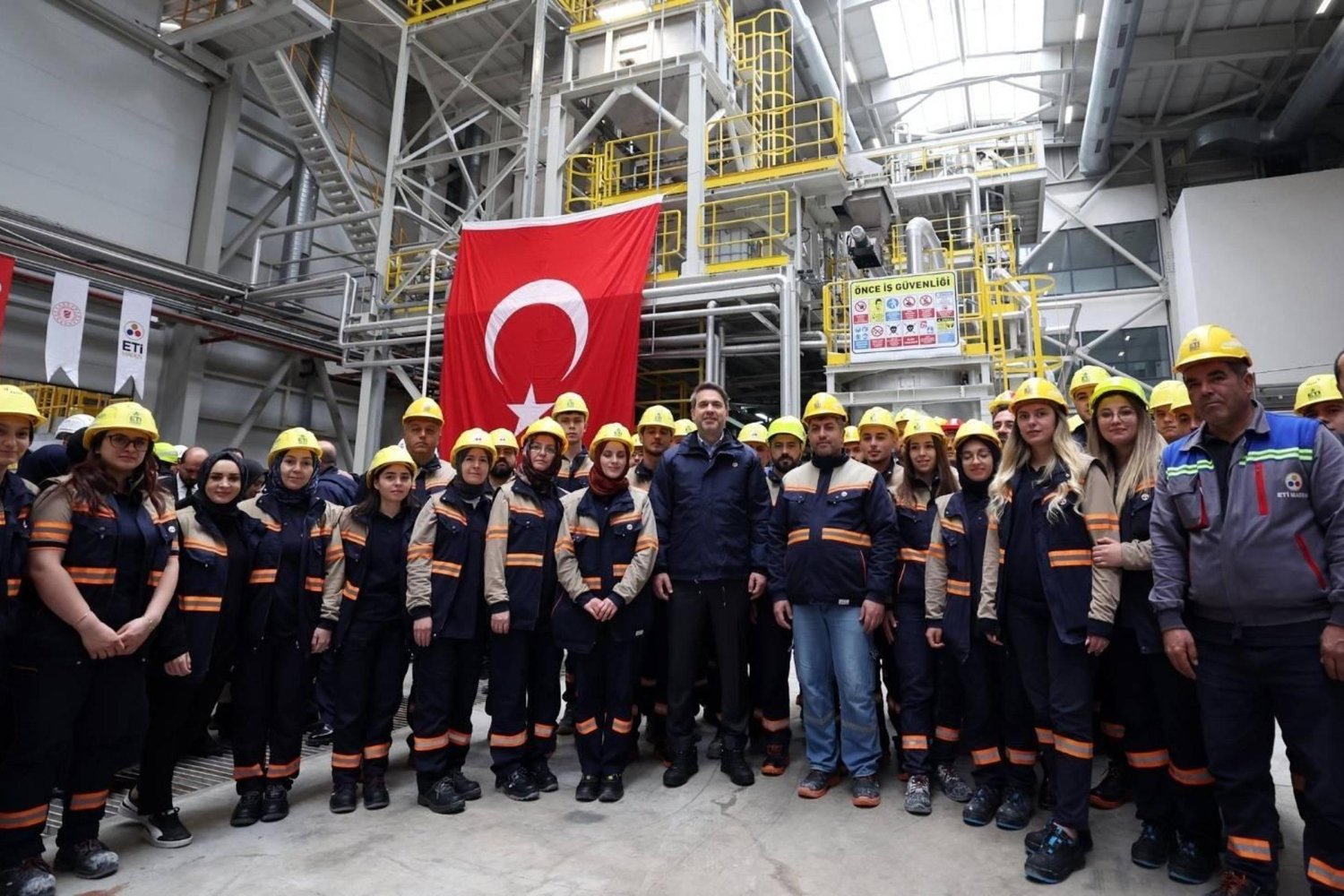 Türkiye Nadir Minerallerde Küresel Güç Oluyor: Eskişehir Beylikova Projesiyle Endişe Yarattı
