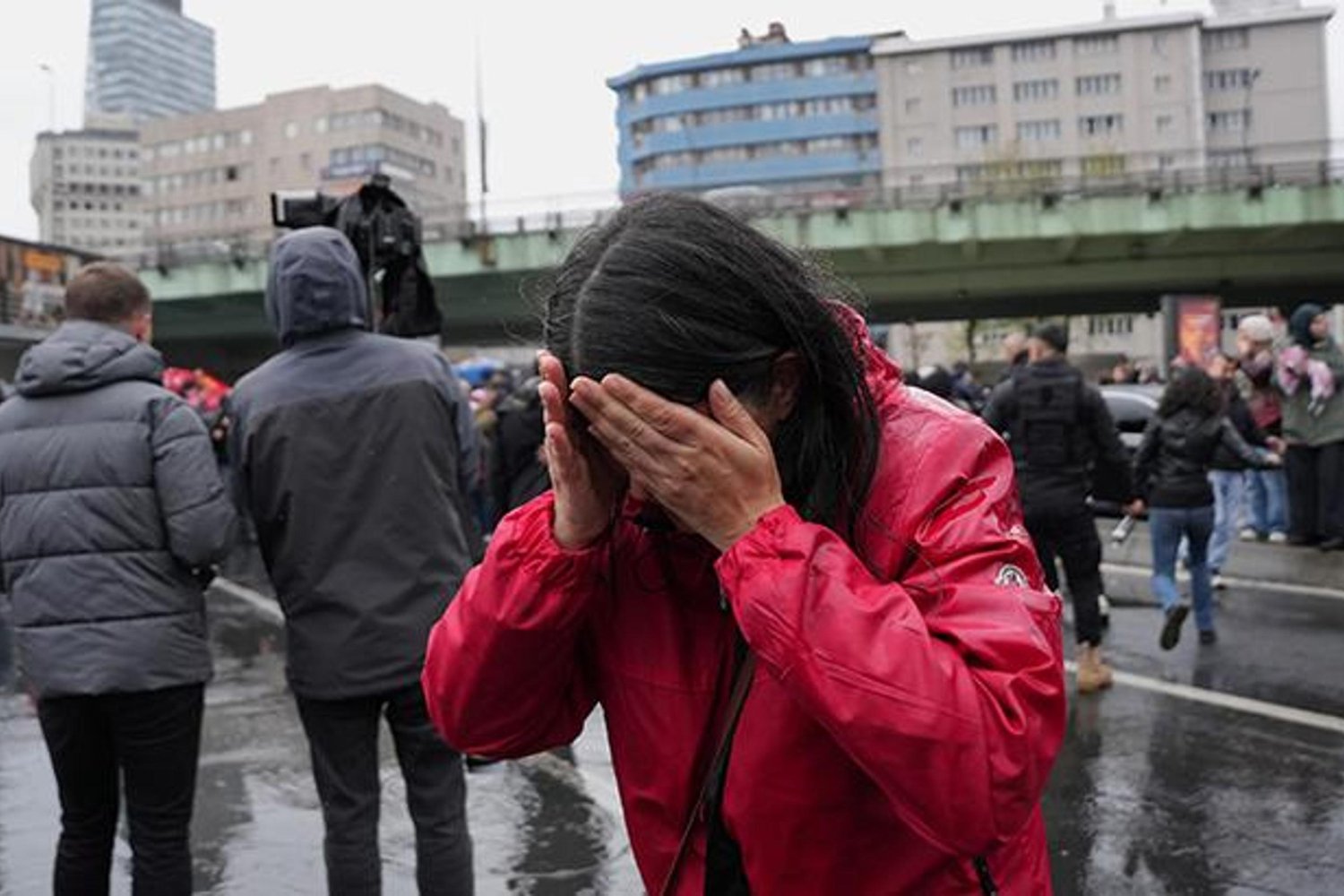 İstanbul'da 1 Mayıs Emek ve Dayanışma Günü Kutlamaları İzinli ve Gerilimli Anlar