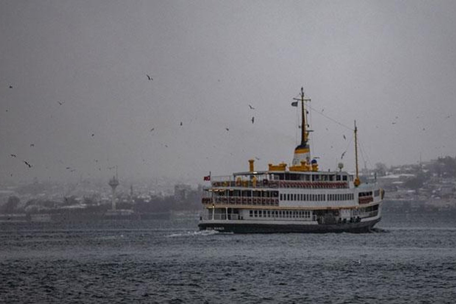 İstanbul'da Gizemli Olay: Kadıköy’den Beşiktaş’a Binen Azerbaycanlı Kadın Vapurda Kayboldu