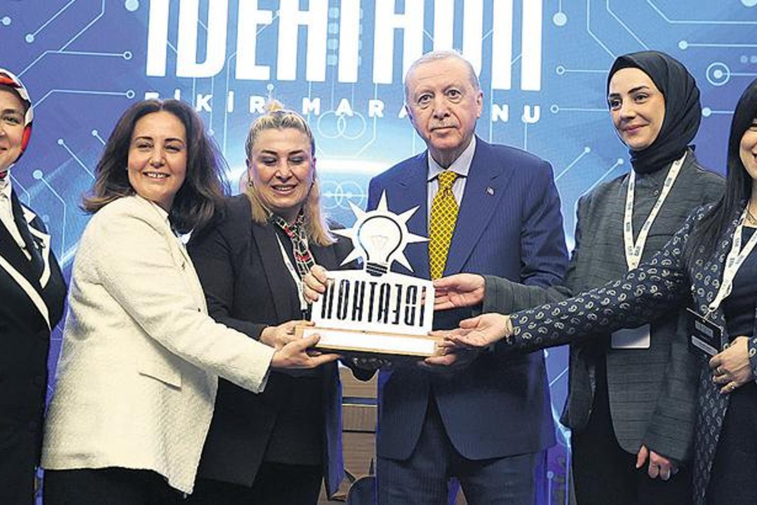 Kadın Haklarında Devrim: AK Parti Döneminde Kadınların Toplumsal ve Siyasal Yükselişi