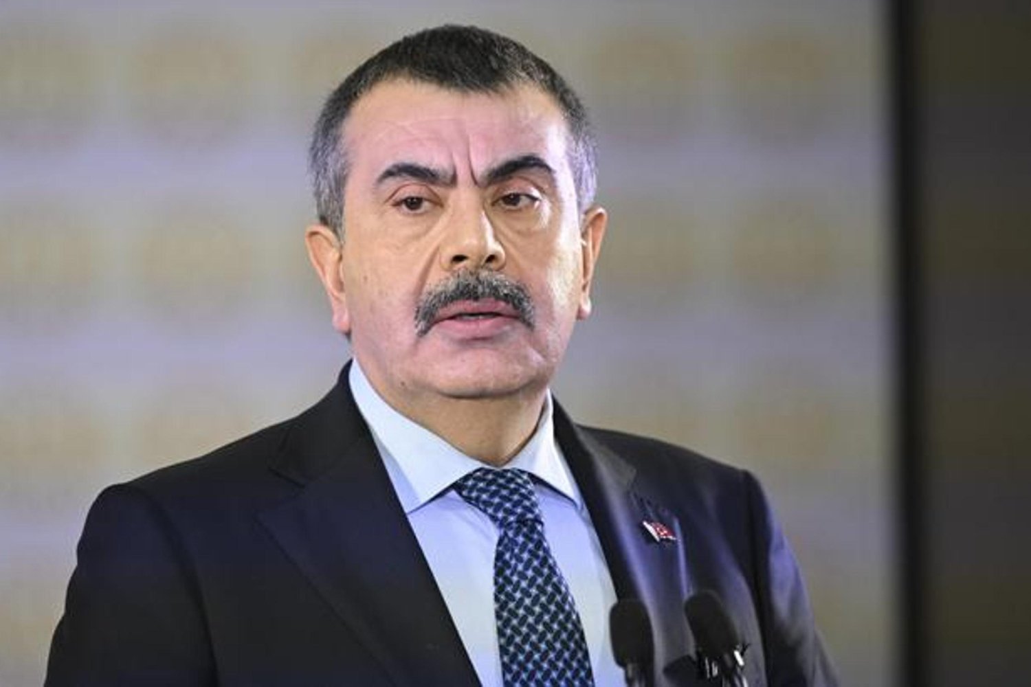 Milli Eğitim Bakanı Yusuf Tekin: Zorunlu Eğitimi Kısaltmayı Tartışıyoruz