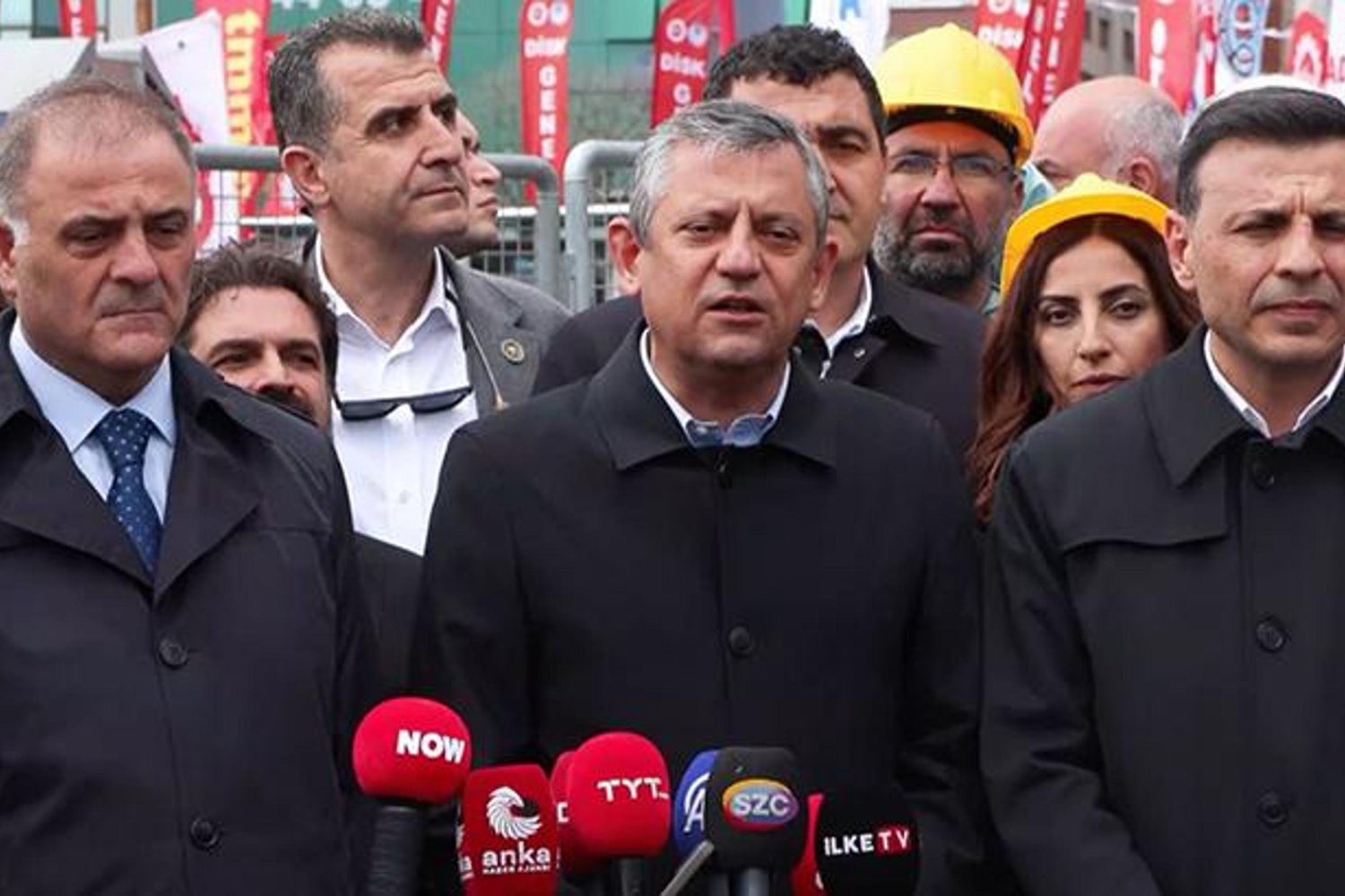 1 Mayıs Emek ve Dayanışma Günü Kadıköy Meydanı'nda Coşkuyla Kutlandı