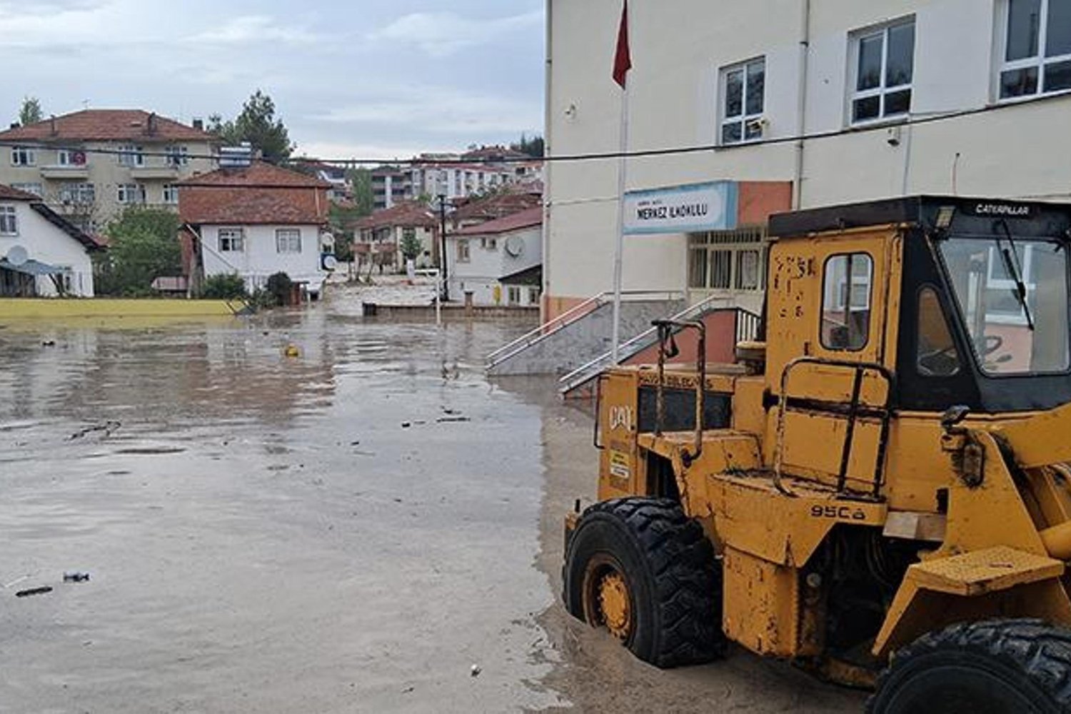 Samsun'da Sağanak Faciası: Taşkınlar ve Ekipler Hareketli