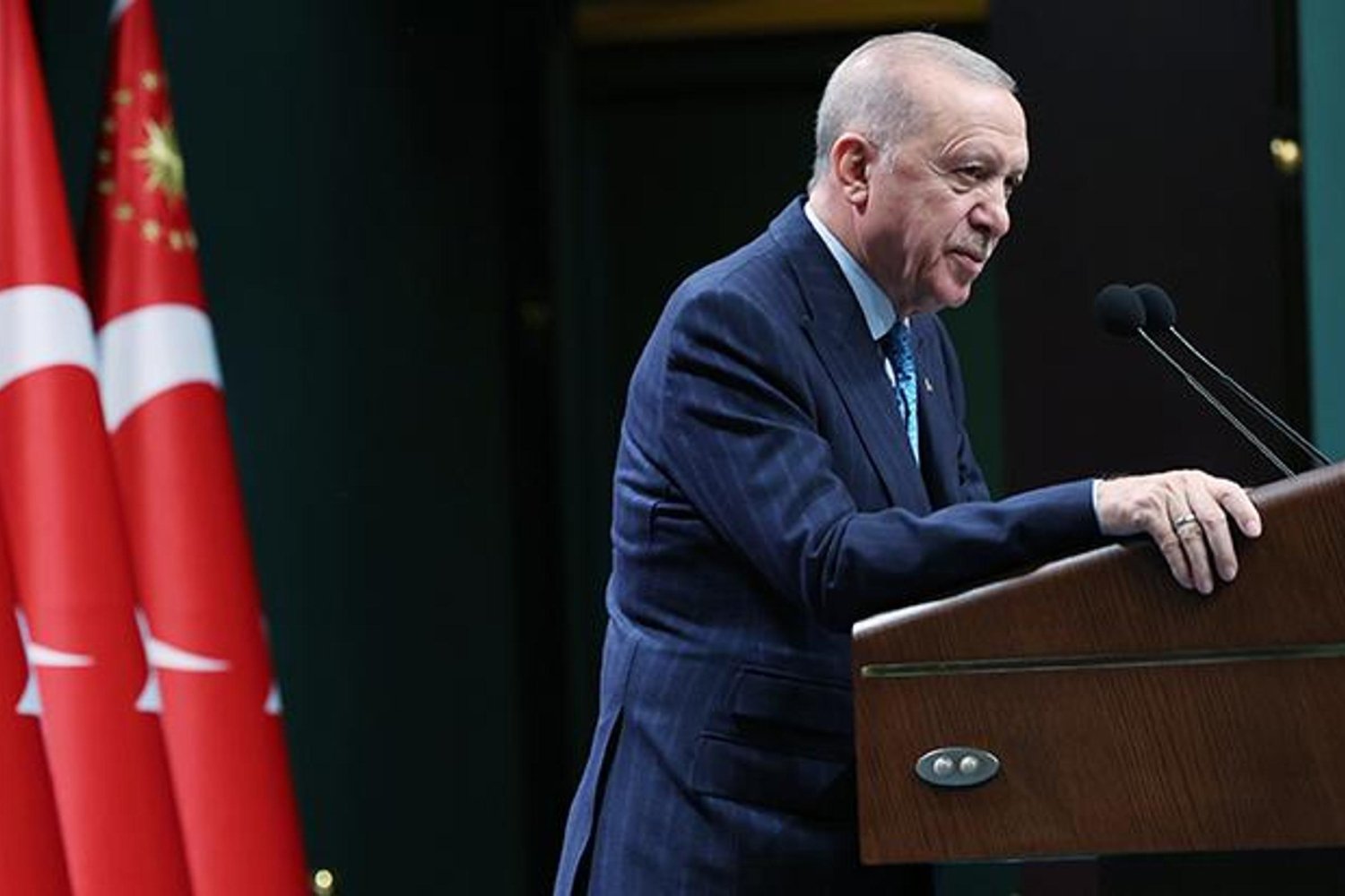 Erdoğan'dan Devlet Yetkililerine: Vatana Hizmet Vazgeçilmezimizdir