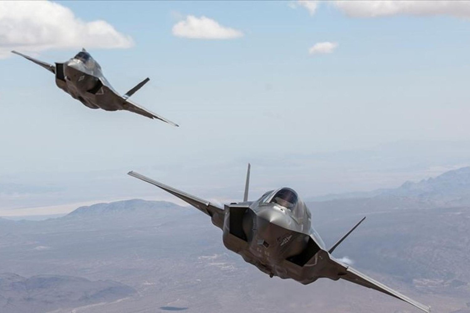 İsrail'in Yeni Savaş Uçağı Hamlesiyle Güçlendirilmesi: F-35 ve F-15 Filoları 100 Uçağa Çıkacak