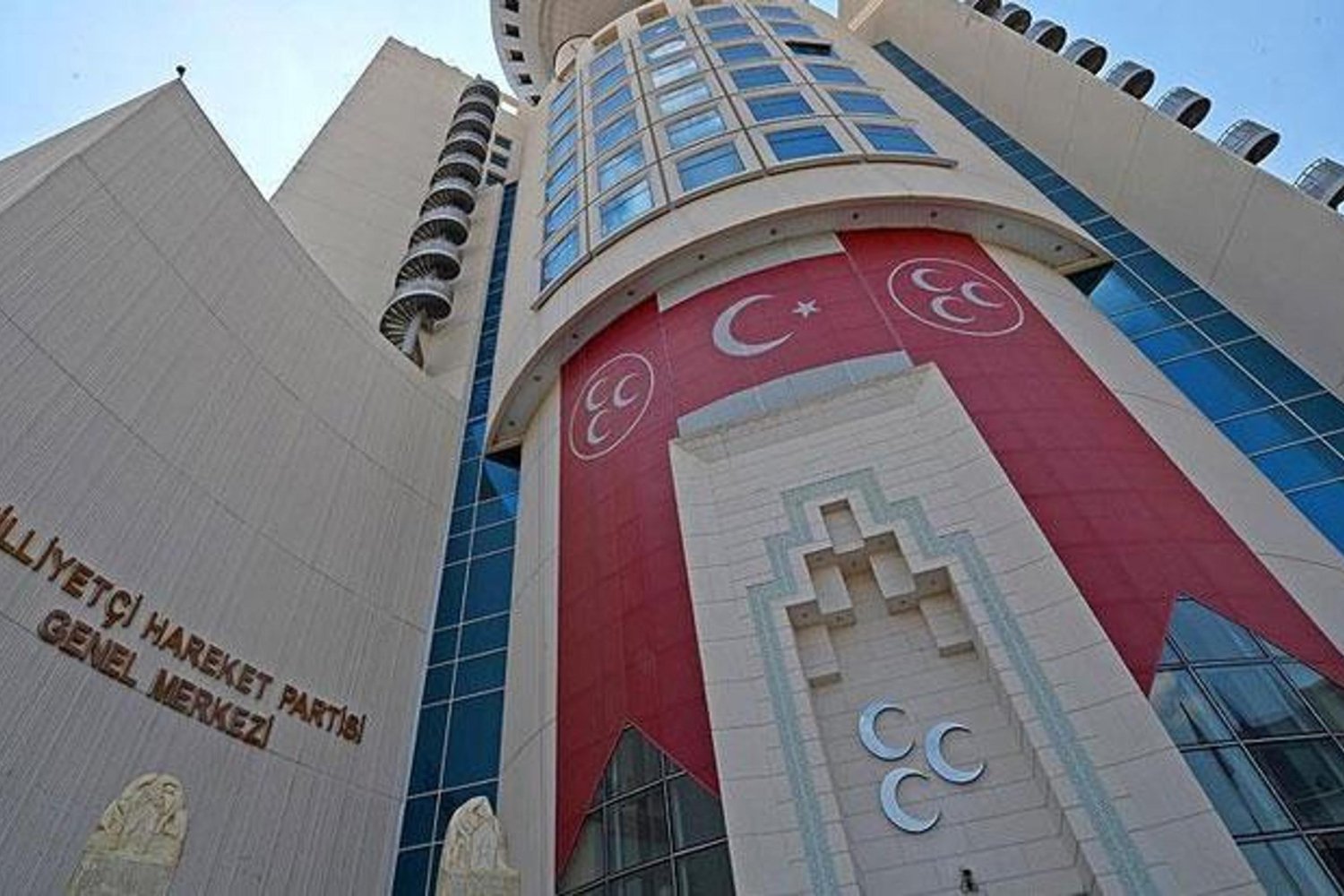 MHP Kurultay Takvimi Belli Oldu: İşte 15. Olağan Kurultay Tarihi