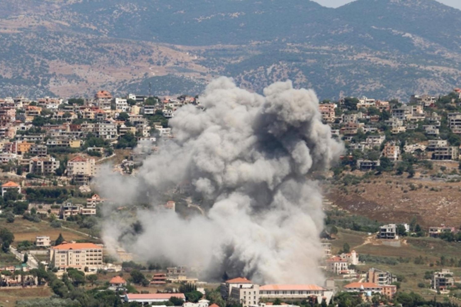 İsrail Lübnan'a Saldırmaya Devam Ediyor: Ateşkes İhlali Tırmanışta
