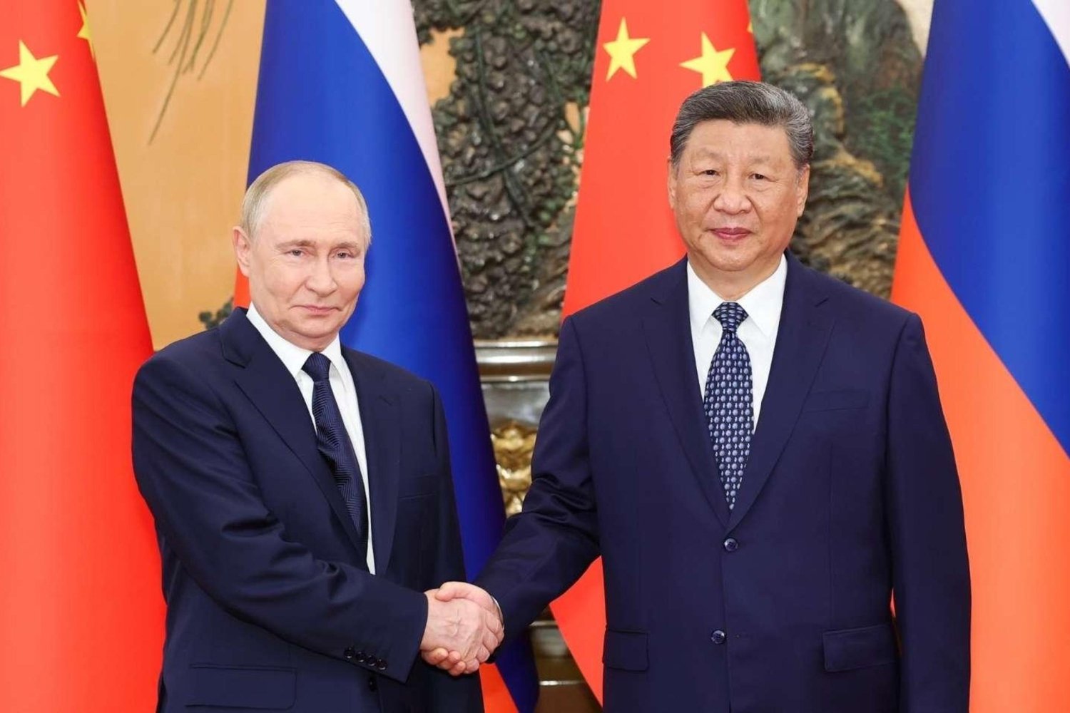 Vladimir Putin Çin'i Ziyaret Edecek: Stratejik Anlaşmalar Kapıda