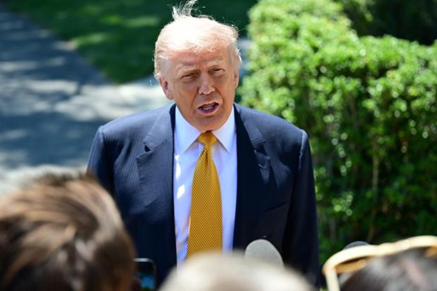 Trump'tan İran Açıklaması: İsteyince Altyapıyı İki Günde Yok Edebiliriz