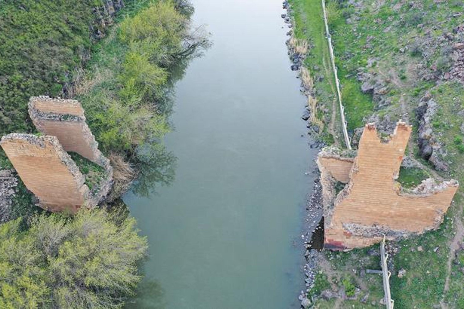 Türkiye-Ermenistan Doğrudan Ticaret Başlıyor: Bölgesel Ekonomik Adımlar Atıldı