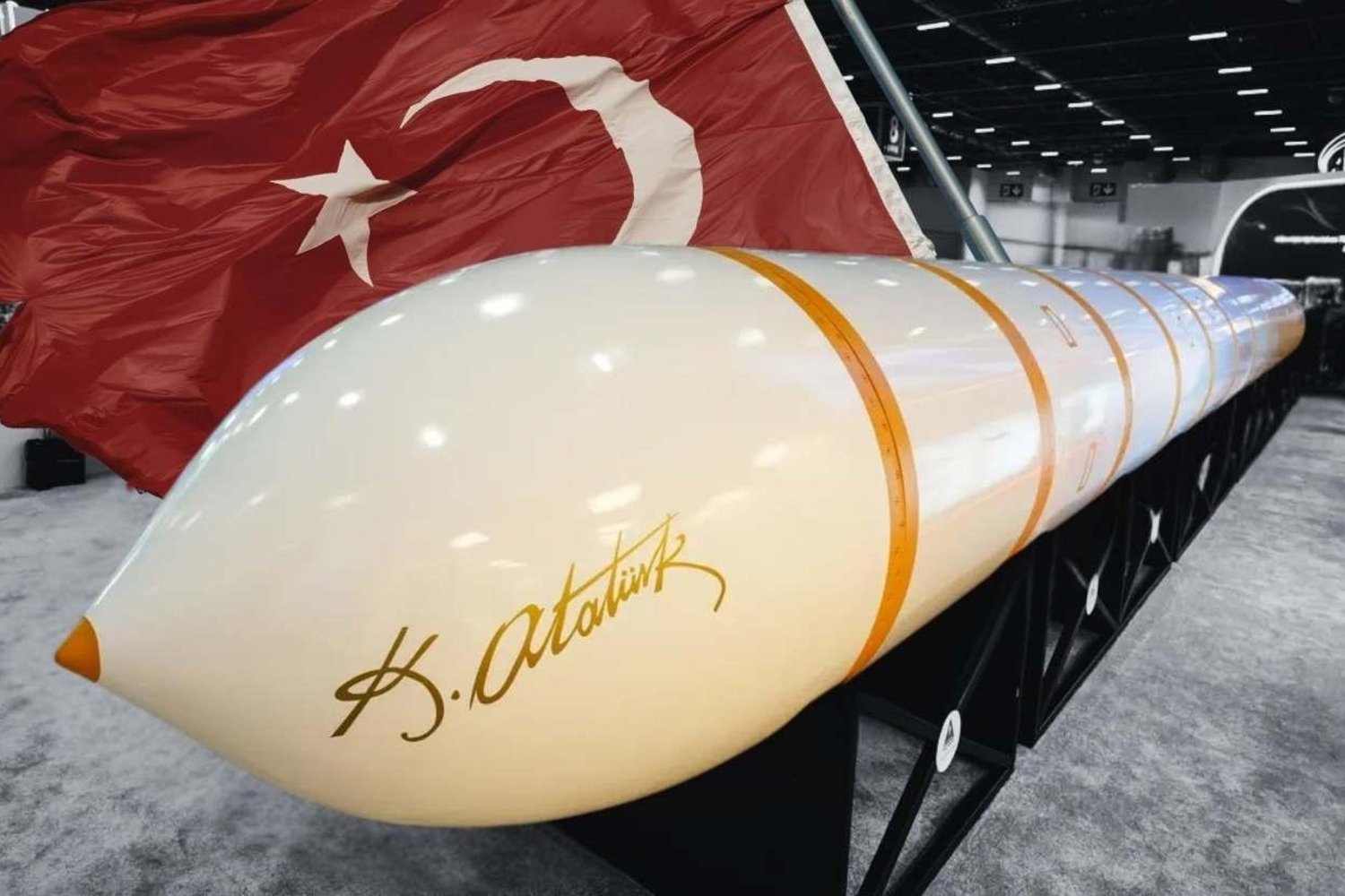 Türkiye'nin Büyüleyici Kıtalararası YILDIRIMHAN Füzesi Tanıtımıyla Savunma Gücü Artıyor