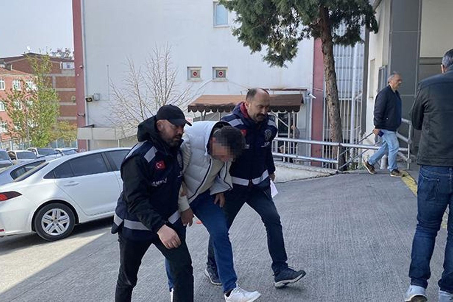 Samsun'da Doktorlara Rüşvet Operasyonu: Organize Suç Çetesine Darbe!