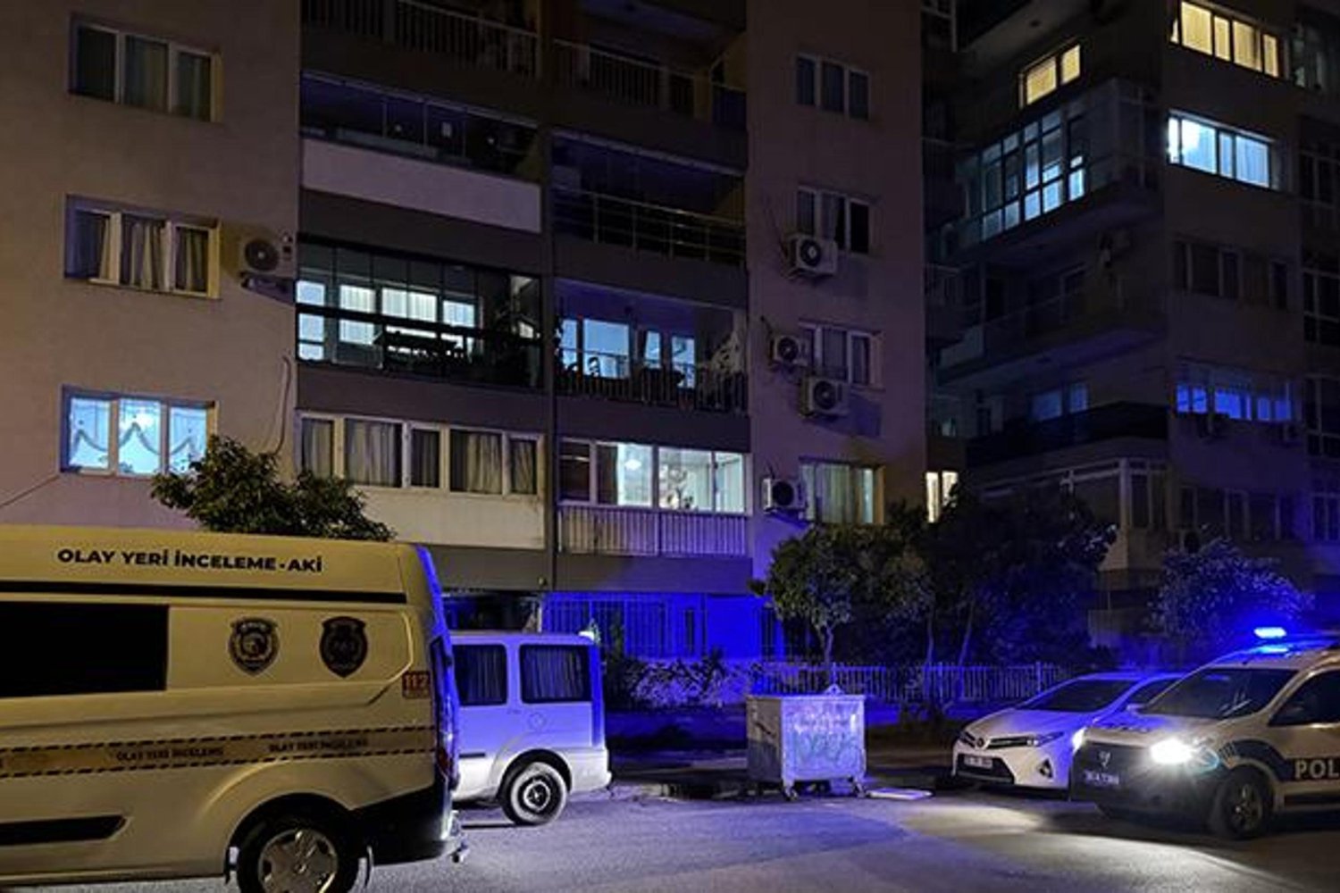 İzmir'de Aile İçi Cinayet: Baba Oğlunu Bıçakladı, Ölüm İle Bitti