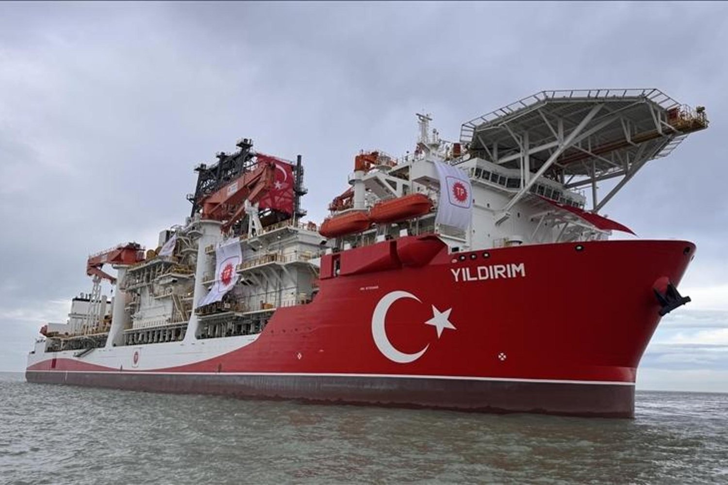 Türkiye'nin Derin Deniz Sondaj Gücü Yıldırım: Karadeniz'de Sondajr Devrimi