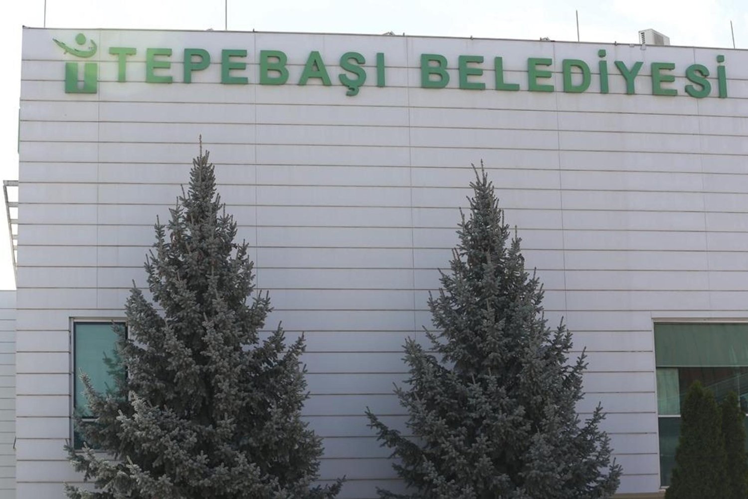 Hatipoğlu Demokratik Haklara Sahip Çıkıyor: Belediyede Baskıya İsyan