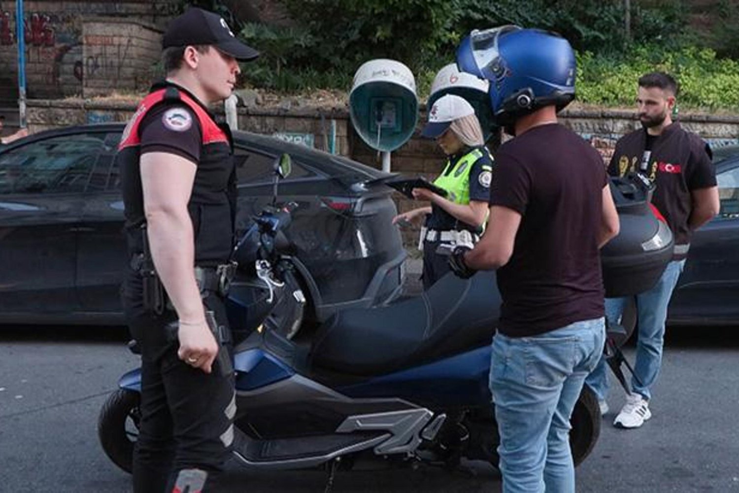 İstanbul'da 'Huzur İstanbul' Denetiminde Alkollü Motosiklet Sürücüsüne El Konuldu!