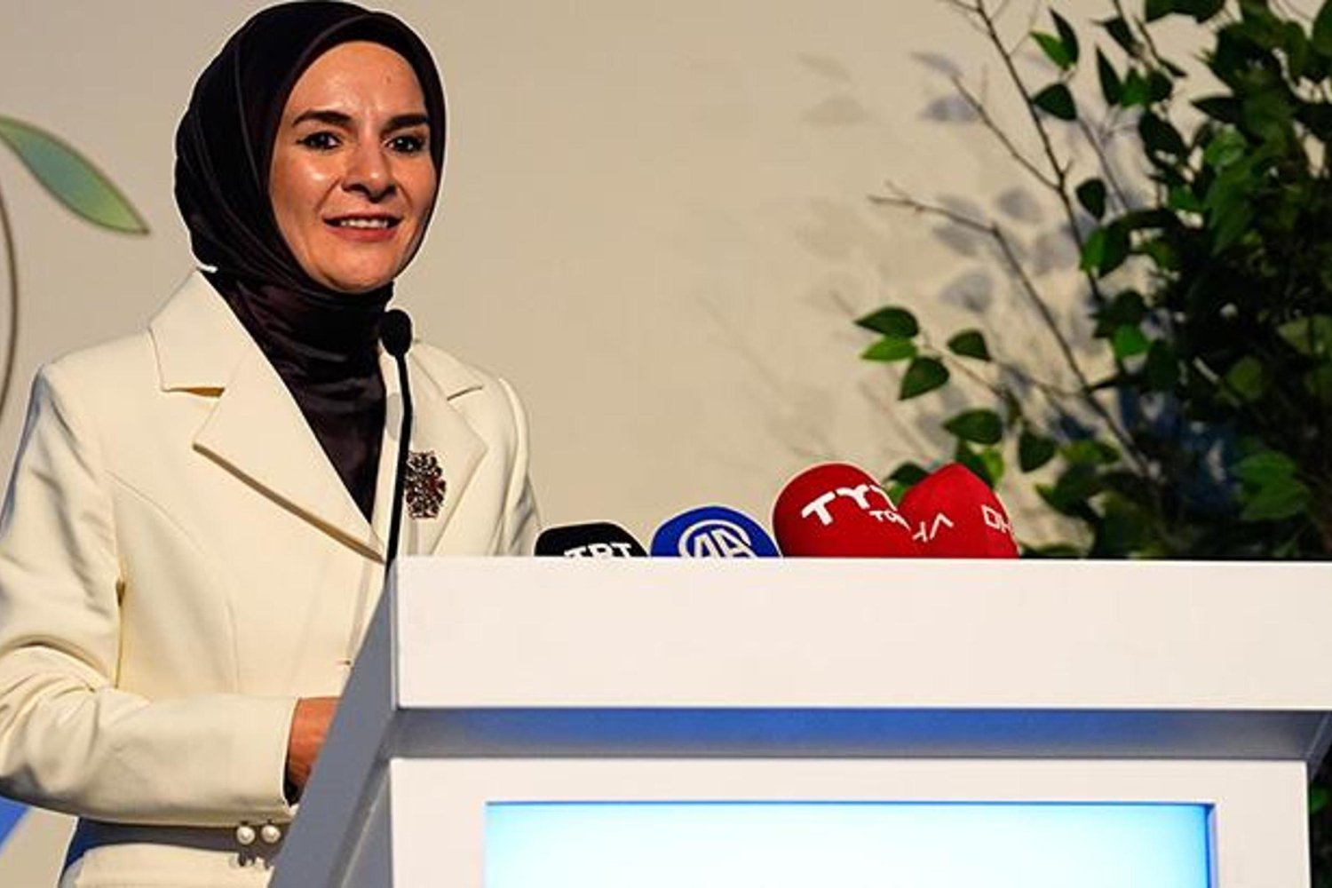 Kadınların Güçlenmesine Uluslararası Destek: Küresel Kadın Zirvesi İstanbul'da Yapıldı