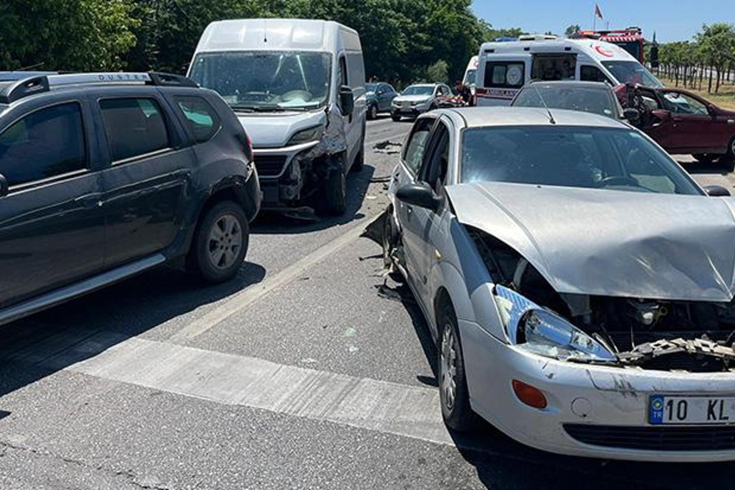 Balıkesir-Bursa Karayolunda Trafik Kazası: Çok Sayıda Yaralı Var