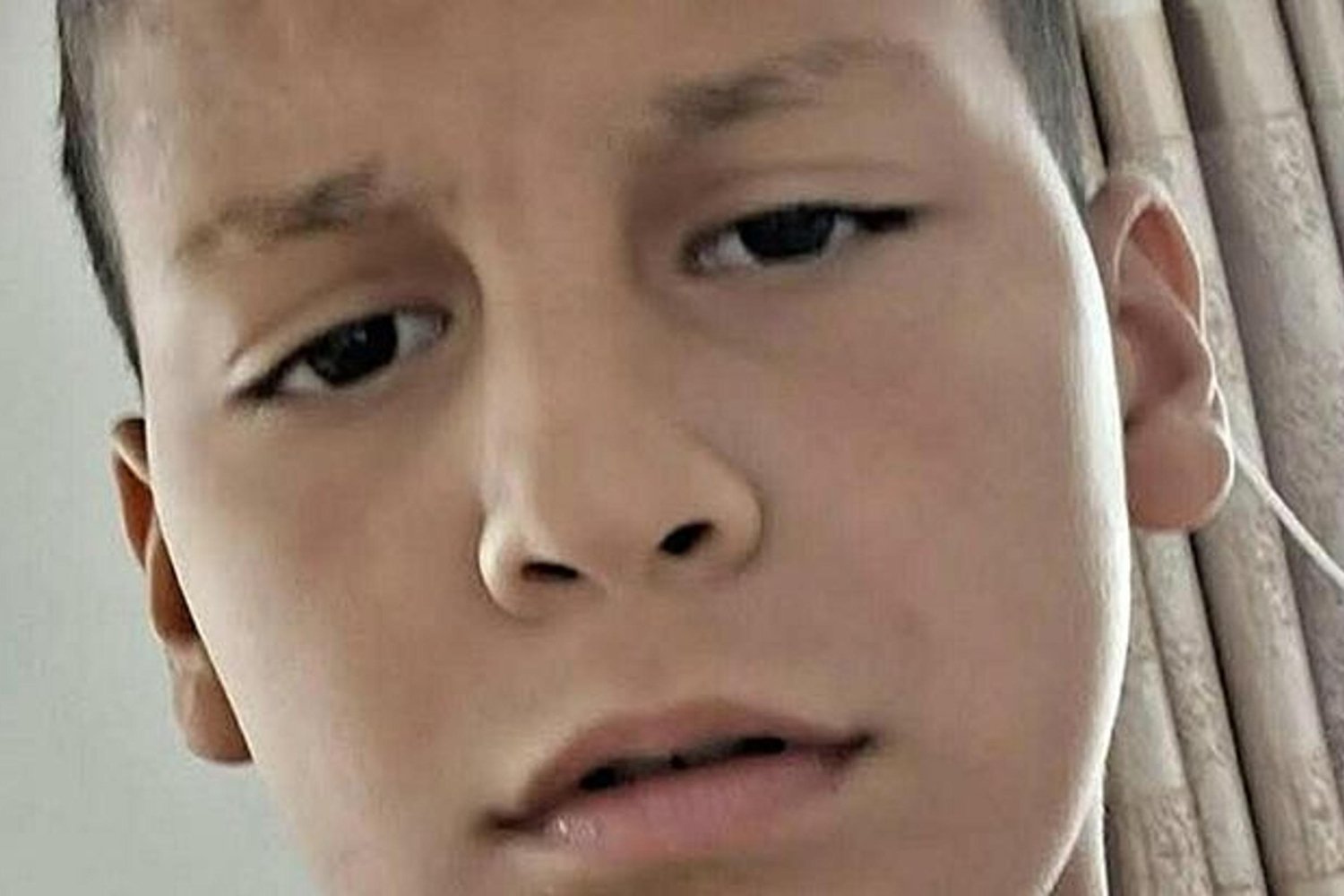 Ayvalık’ta Motosiklet ve Otomobil Çarpıştı, 12 Yaşında Çocuk Hayatını Kaybetti