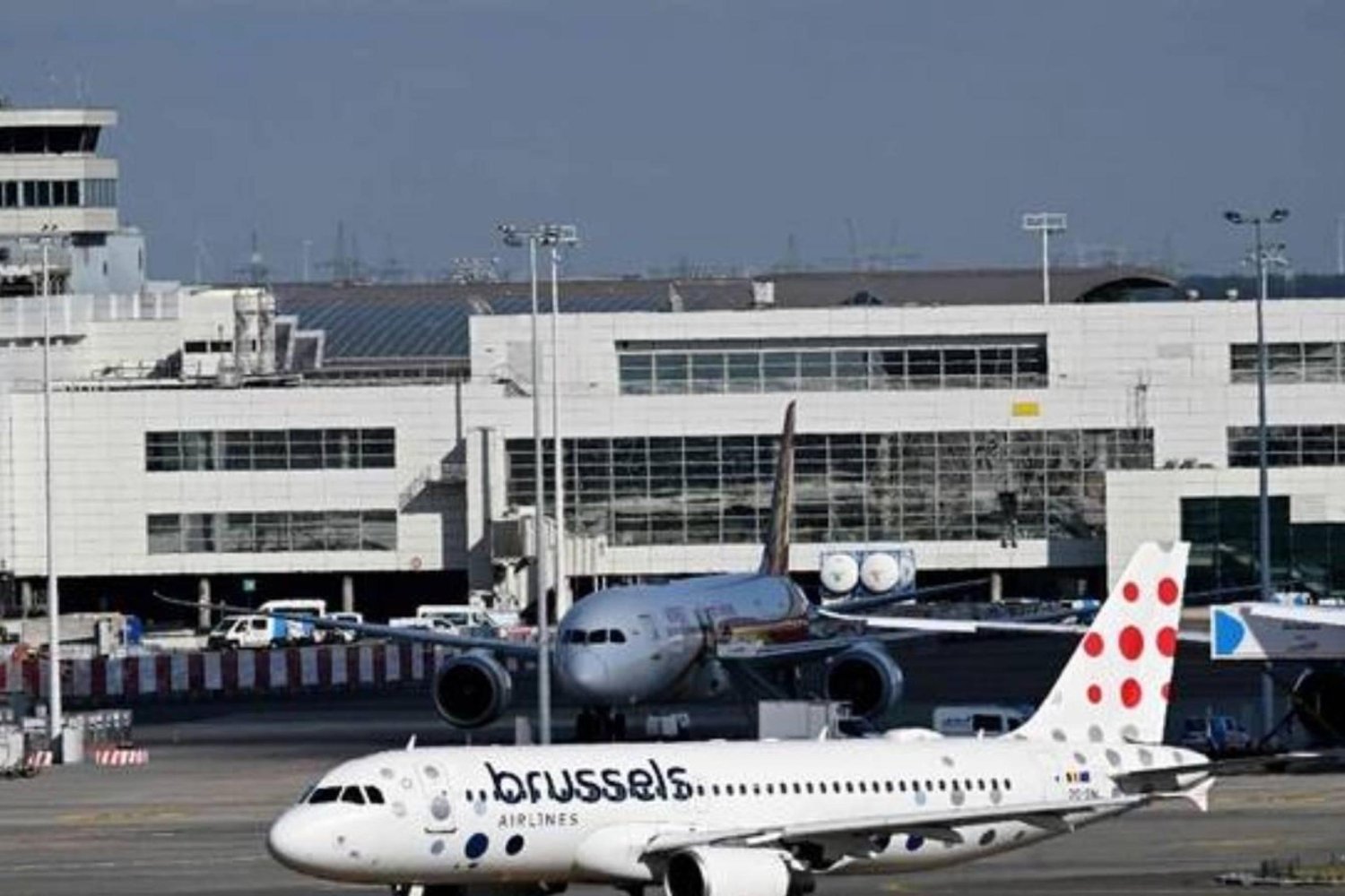 Brüksel Zaventem Havaalanında Grev Kaosu: Uçuşlar 3 Saat Gecikti