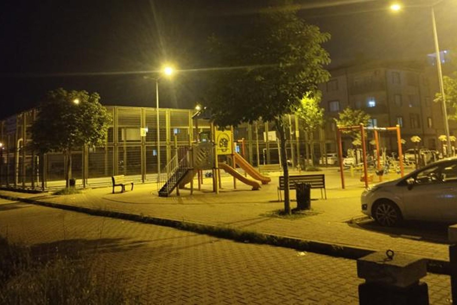İnegöl'deki Çocuk Parkında Silahlı Kavgada 10 Yaralı, Şüpheli Yakalandı
