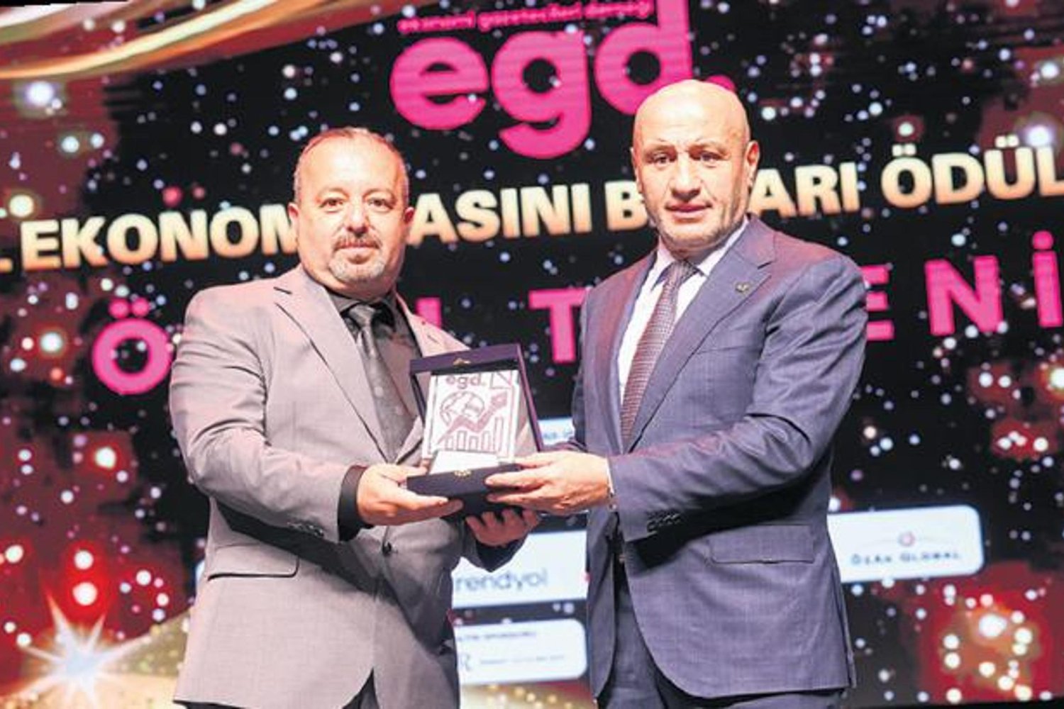 Ekonomi Gazeteciliğinde Dönüşüm: Türkiye'de Artan Önemiyle Ekonomi Medyasının Rolü