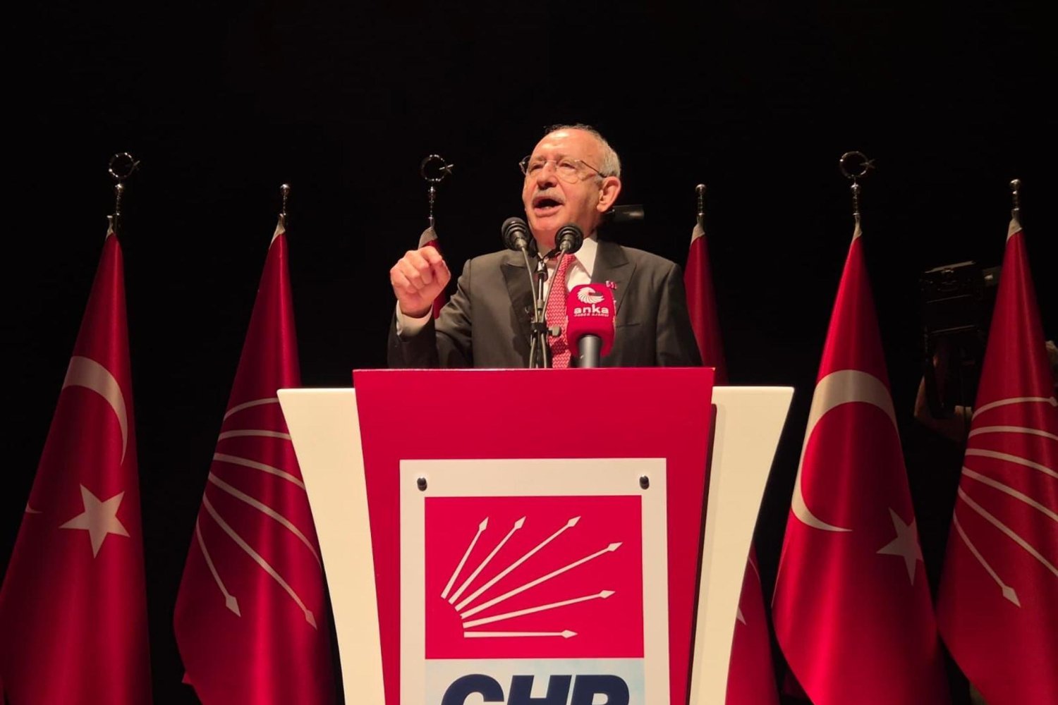 Chp Lideri Kılıçdaroğlu, İlk Grup Toplantısını Yaparak Hedefleri ve Vizyonu Anlattı