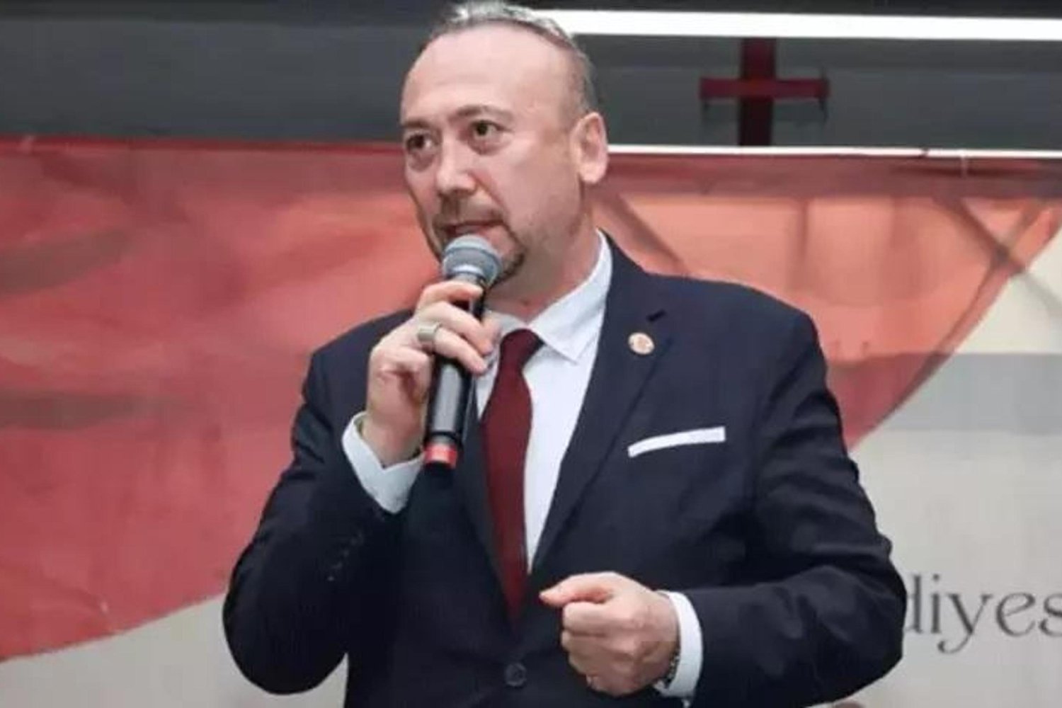CHP'de Yüksek Disiplin Kurulu Toplantısı ve Özkan Yalım Kararlarıyla Güncel Gelişmeler