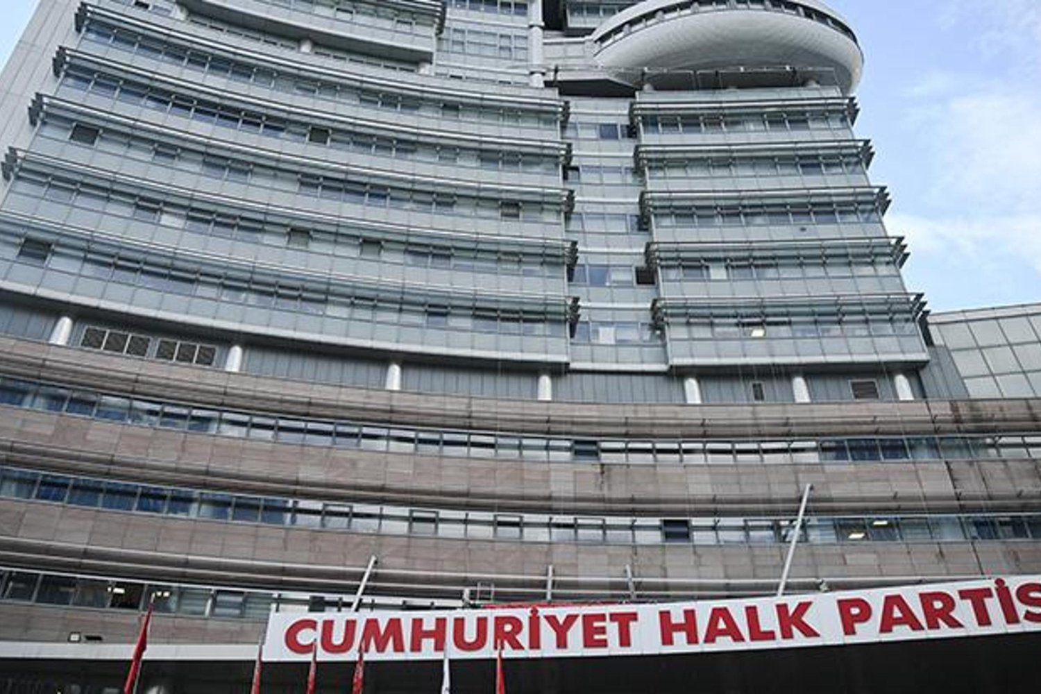 CHP'de Kritik Gelişmeler Salı Günkü MYK ve PM Toplantılarında Yavaş Yavaş Netlik Kazanıyor