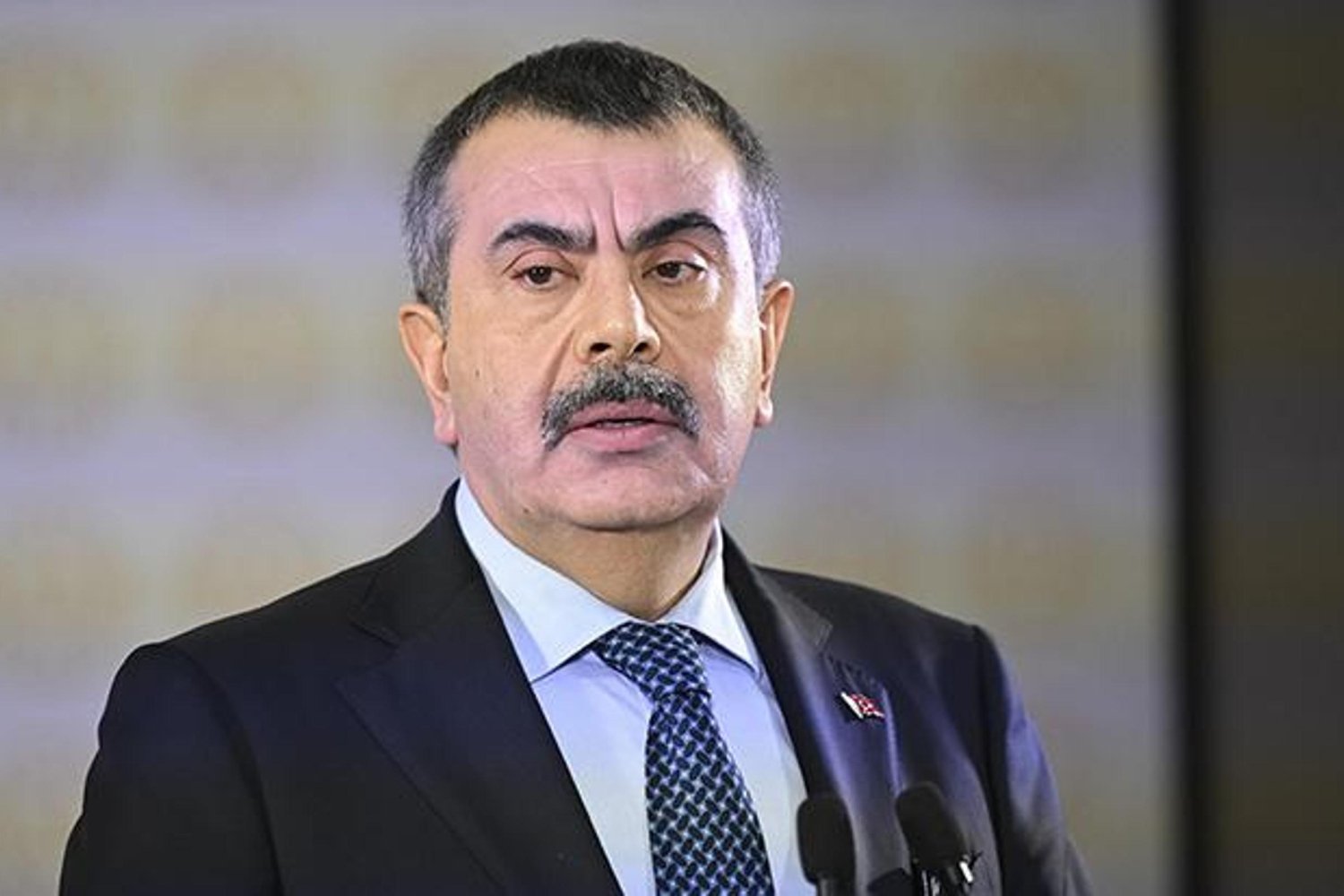 Bakan Tekin'den Sınav ve Milli Takım Açıklaması: Öğrencilere Motivasyon ve Destek