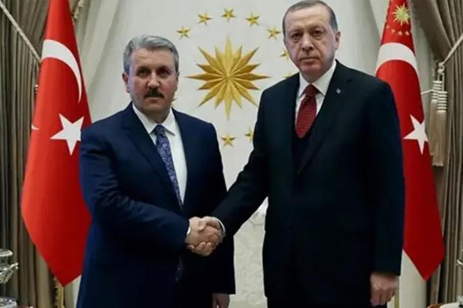 Cumhurbaşkanı Erdoğan, Mustafa Destici’yi Teşekkür Etti!