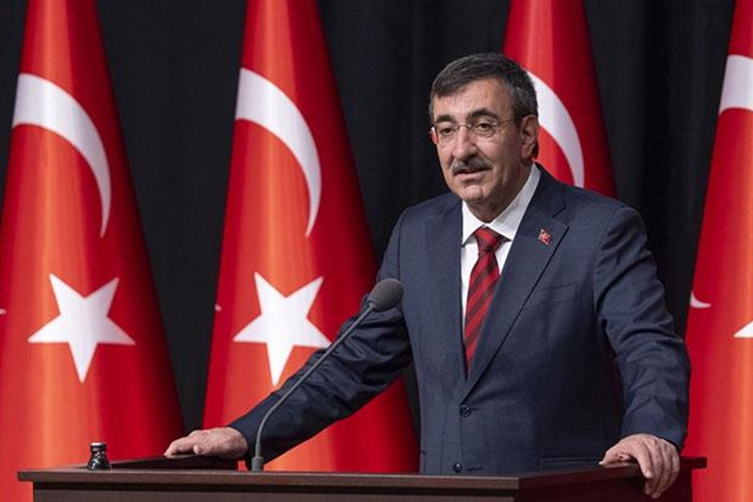 Cumhuriyet Savunmasını Yaparken Netanyahu'ya Sert Mesaj