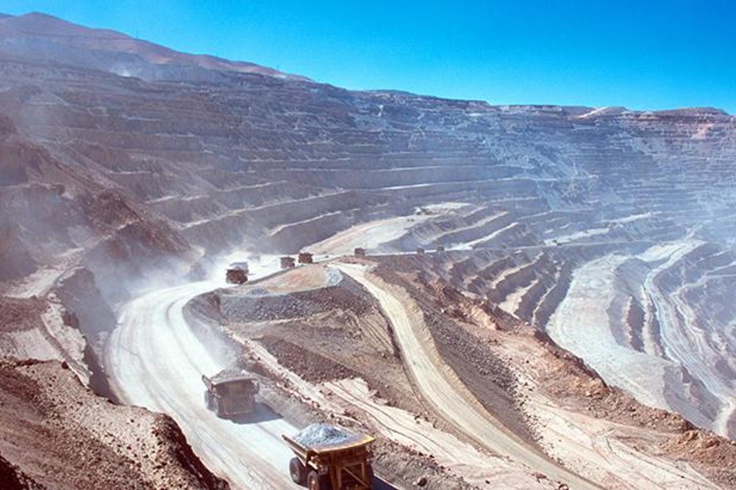 Çin'den Kritik Kuvars Keşfi: Mikroelektronik ve Yeşil Enerji Stratejisinde Devrim