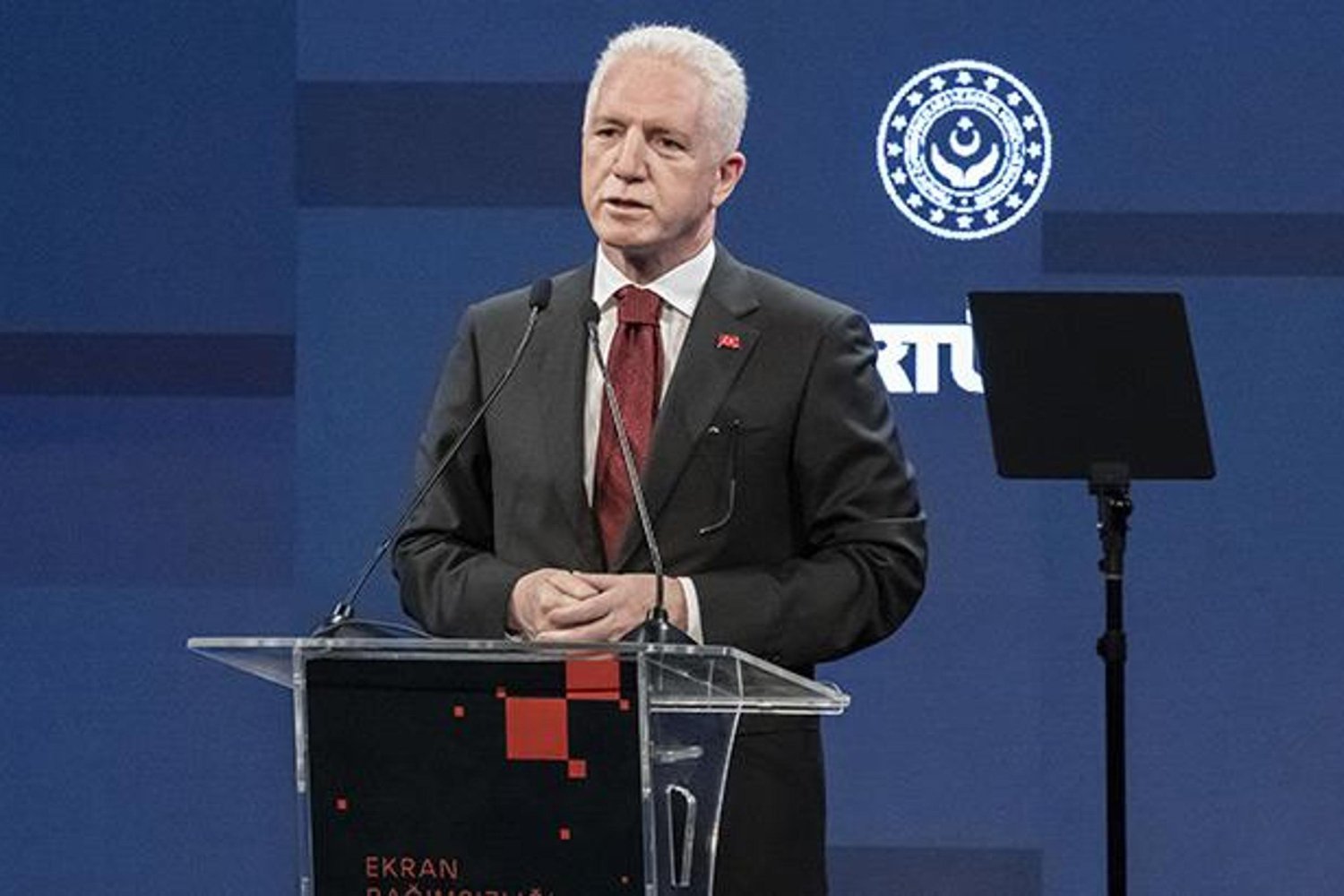 İstanbul Valisi Gül, Dijital Dönüşüm ve Gençlik Sorunlarına Çözüm İşaret Etti