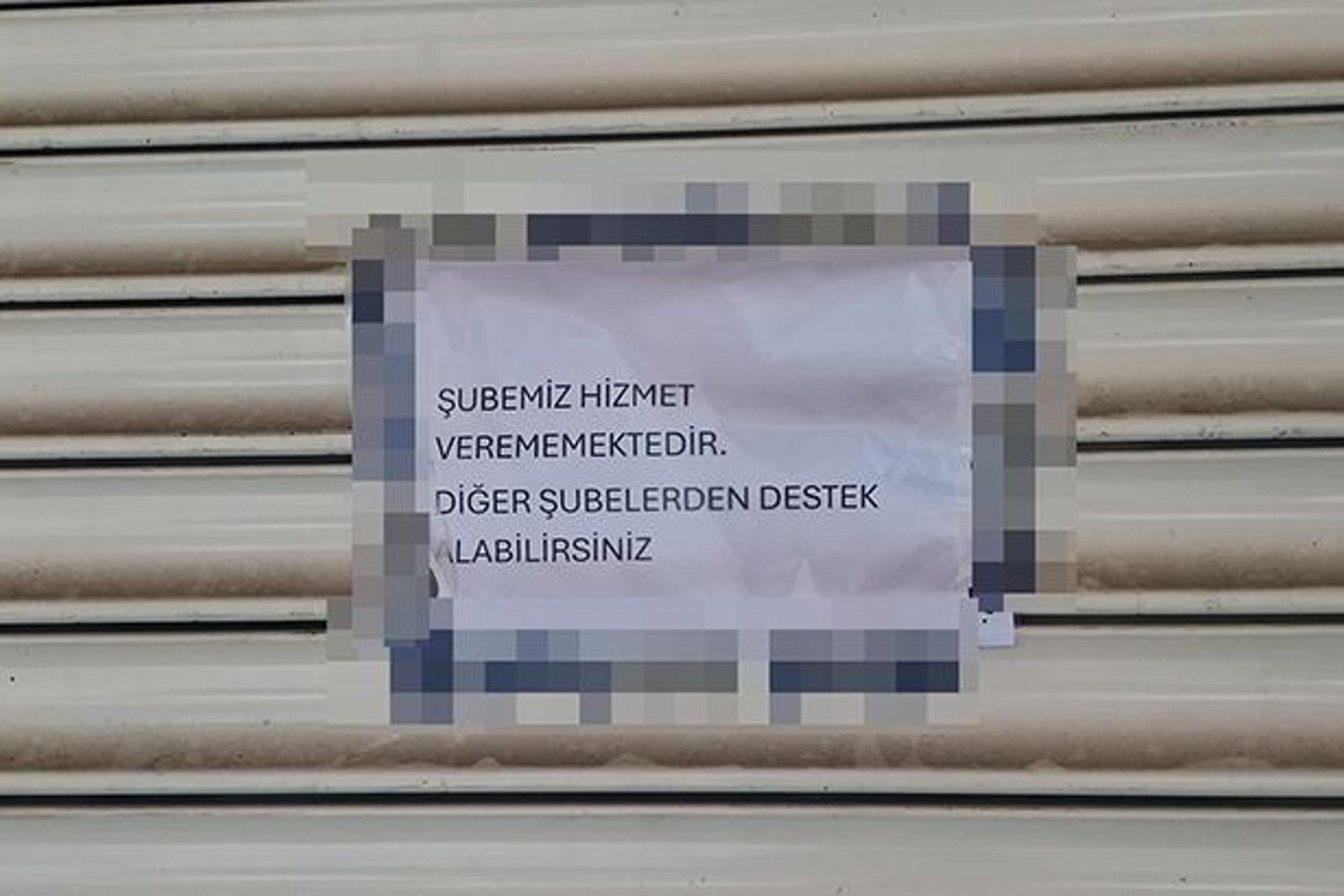 Sur'da Banka Saldırısı Güvenlik Kameralarını Şoke Etti