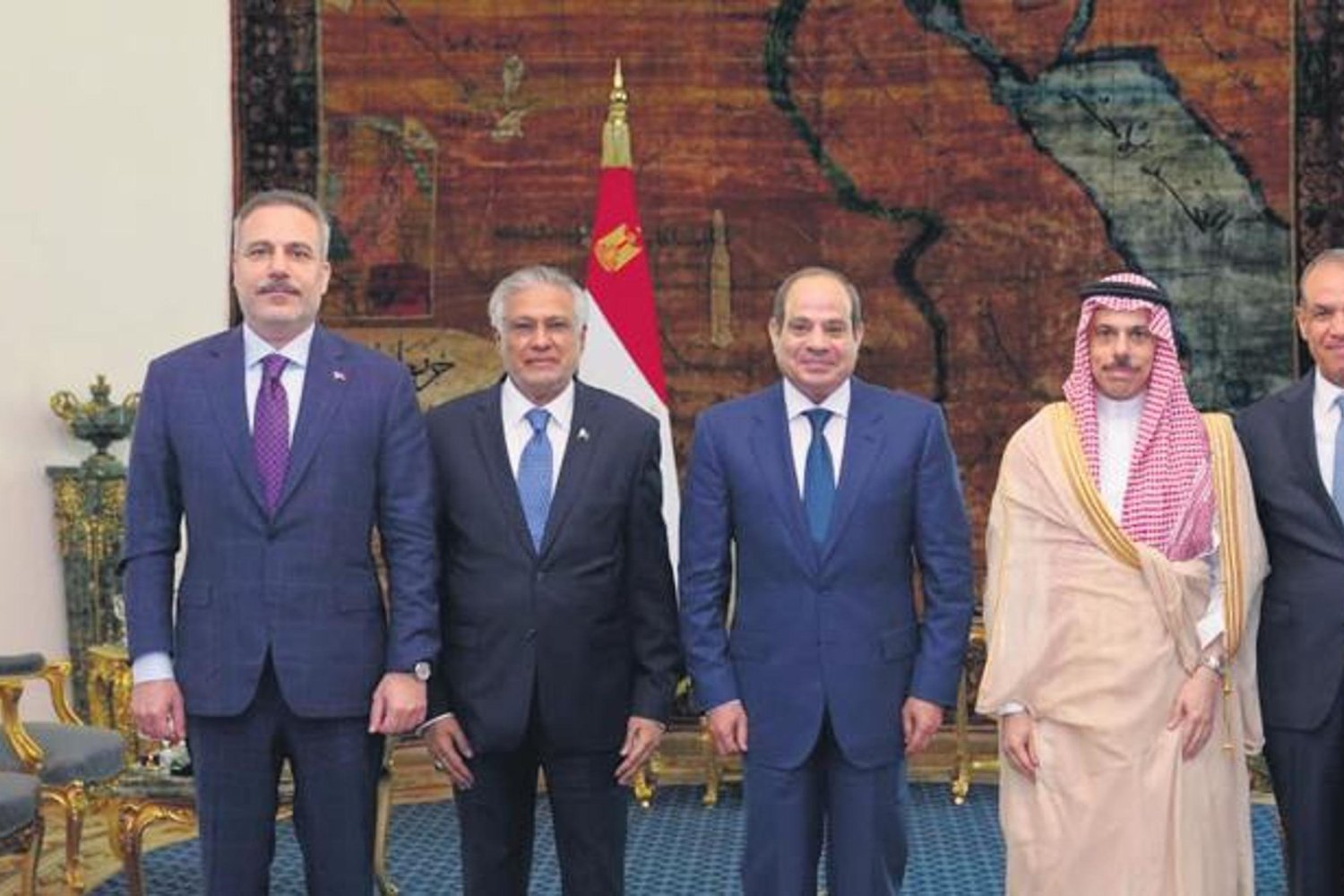 Bölgesel Güçler Mısır’da Ortak Çözüm Arayışında: Libya ve Bölgesel Konular Gündemde