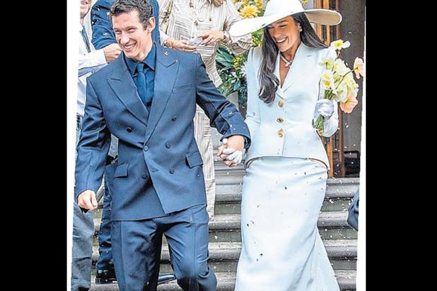 Dua Lipa ve Callum Turner Unutulmaz Düğünle Nikah Tazeledi