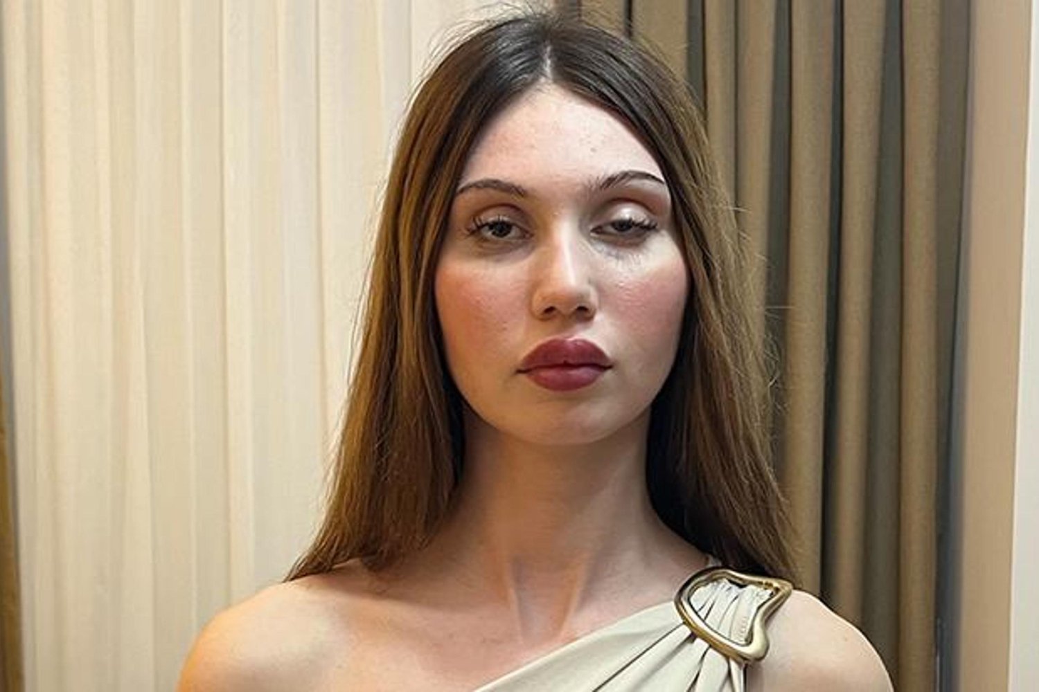 Dikkat Çekici! Doktor Olarak Tanıtan Kişinin Yanıltıcı Uygulaması Yüz Felaketine Neden Oldu