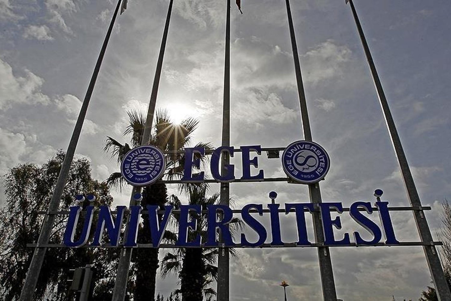 İzmir'de Kamu İhalelerinde Usulsüzlük Soruşturması Çok Sayıda Şüpheli Gözaltında