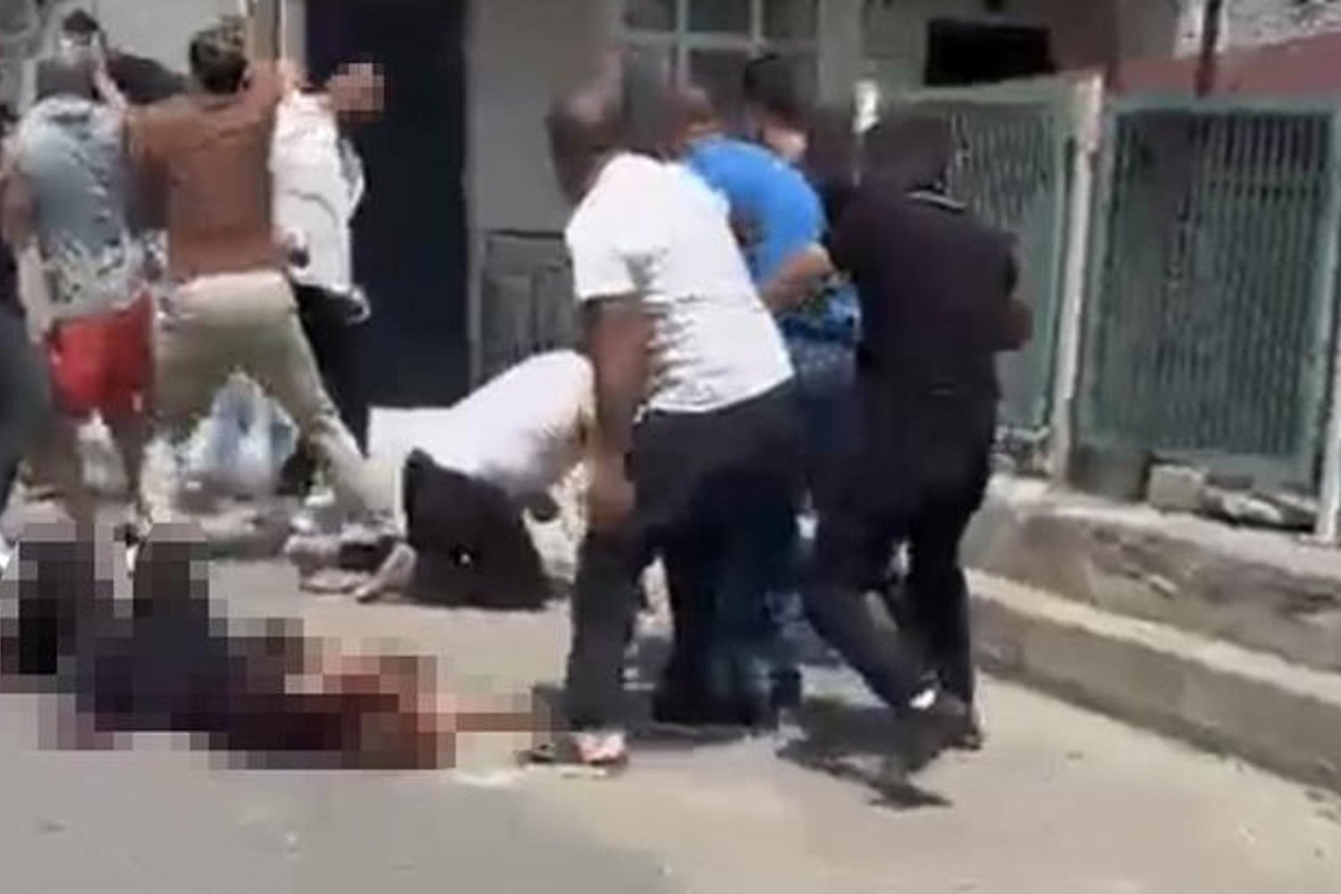 Kavga Sonrası Şok Cinayet: 5 Çocuk Annesi Vuruldu