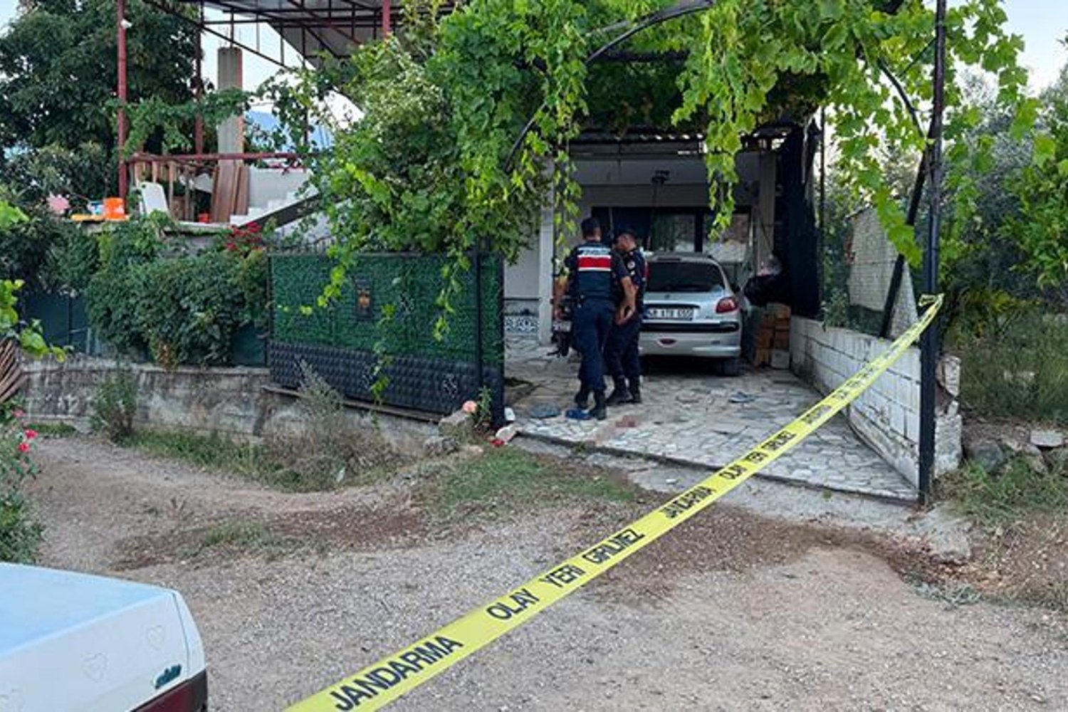 Eldirek Mahallesi'nde Silahlı Kavga: 1 Ölü, 2 Yaralı