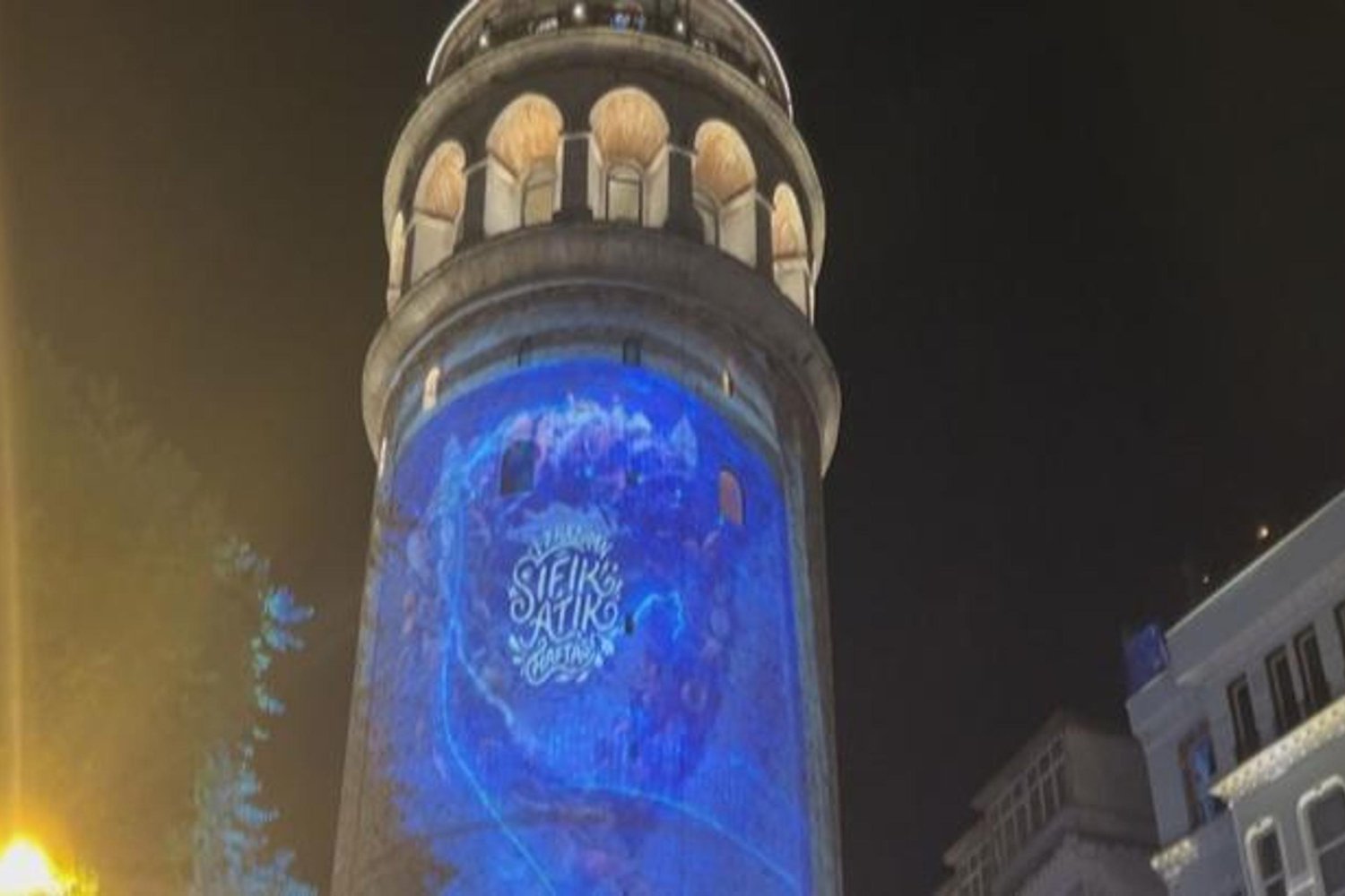 Galata Kulesi'nde Sıfır Atık Haftası Işık Gösterisiyle Kutlandı