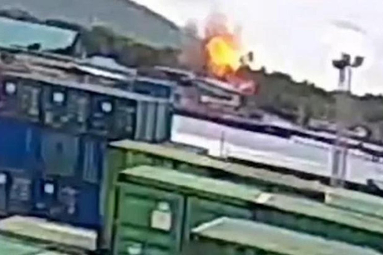 Endonezya Papua'da Patlama: 5 Ölü, 19 Yaralı, Kaybolan Uzuvlar