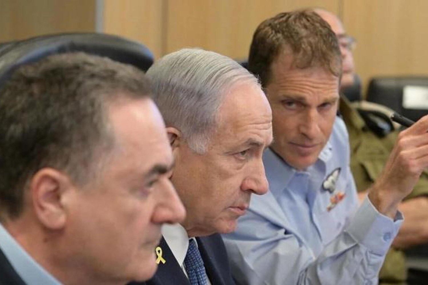İsrailli Tümgeneral Omer Tischler İran'a Büyük Hava Saldırısı İptal Edildiğini Açıkladı