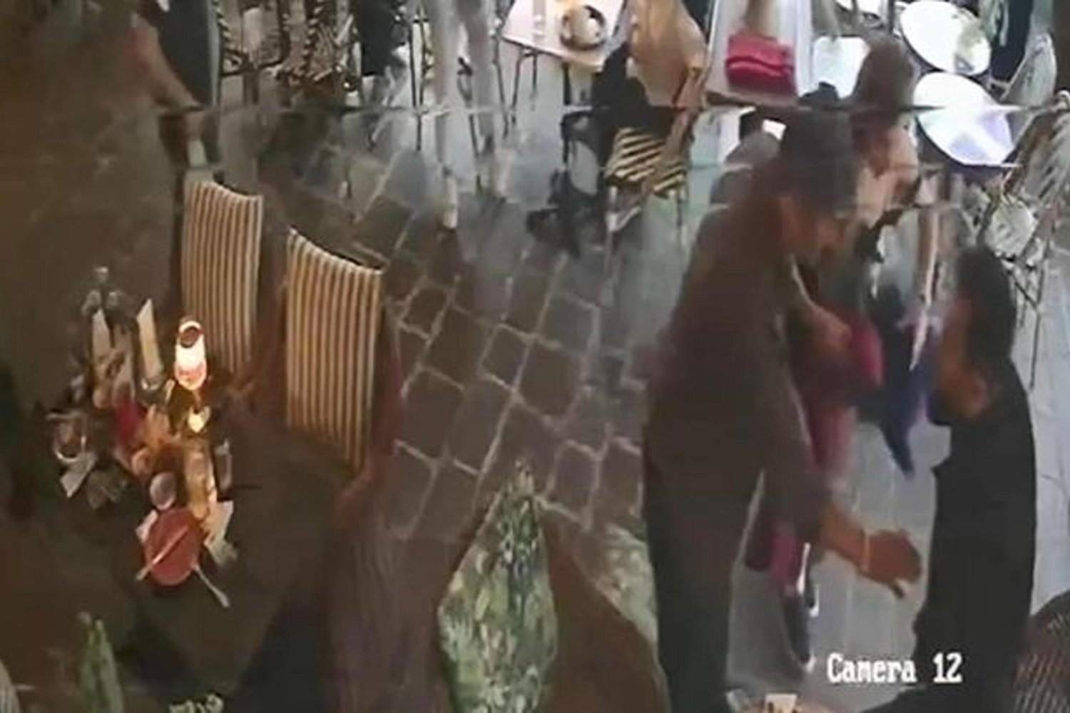 Ayazağa AVM’de Silahlı Saldırı: Yaralılar ve Tutuklamalar Var