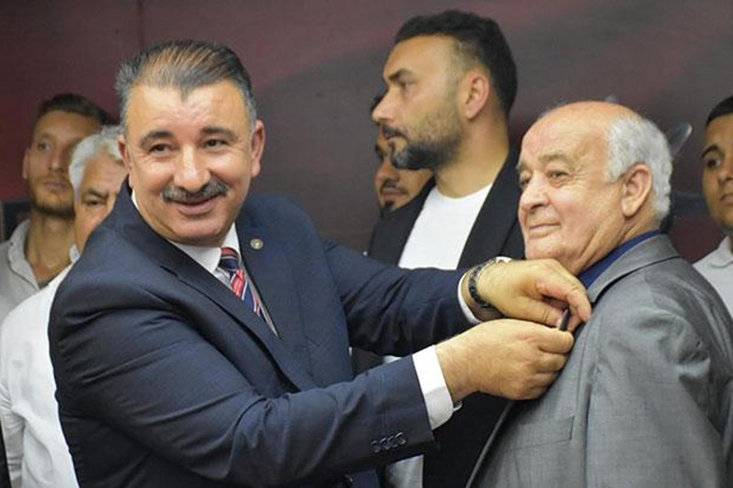 İzmir'den AK Parti'ye 370 Yeni Katılım Heyecanı